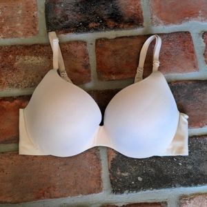 Victoria's Secret Incredible Bra
